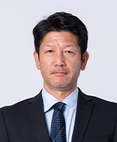 貞清 健一